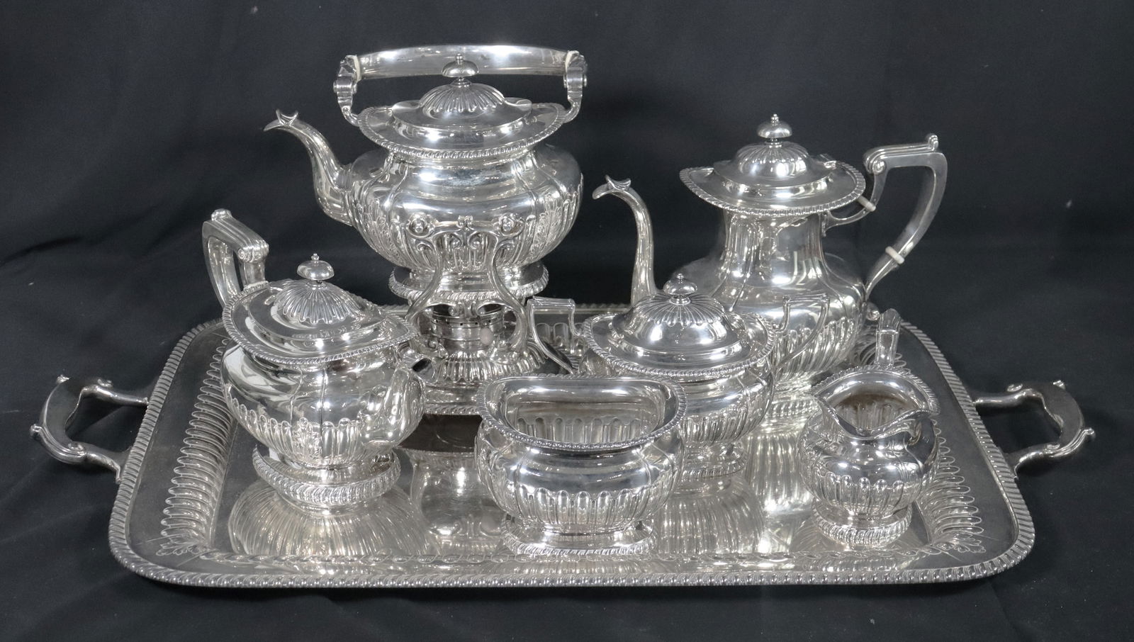 Gorham Manufacturing Company, United States, an 8 Piece sterling silver tea/coffee set with sterling (1 of 20)