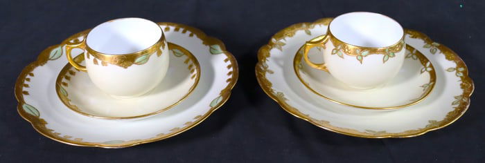 Porcelain Set of 2 saucers, 2 cups and 2 plates from Bavaria