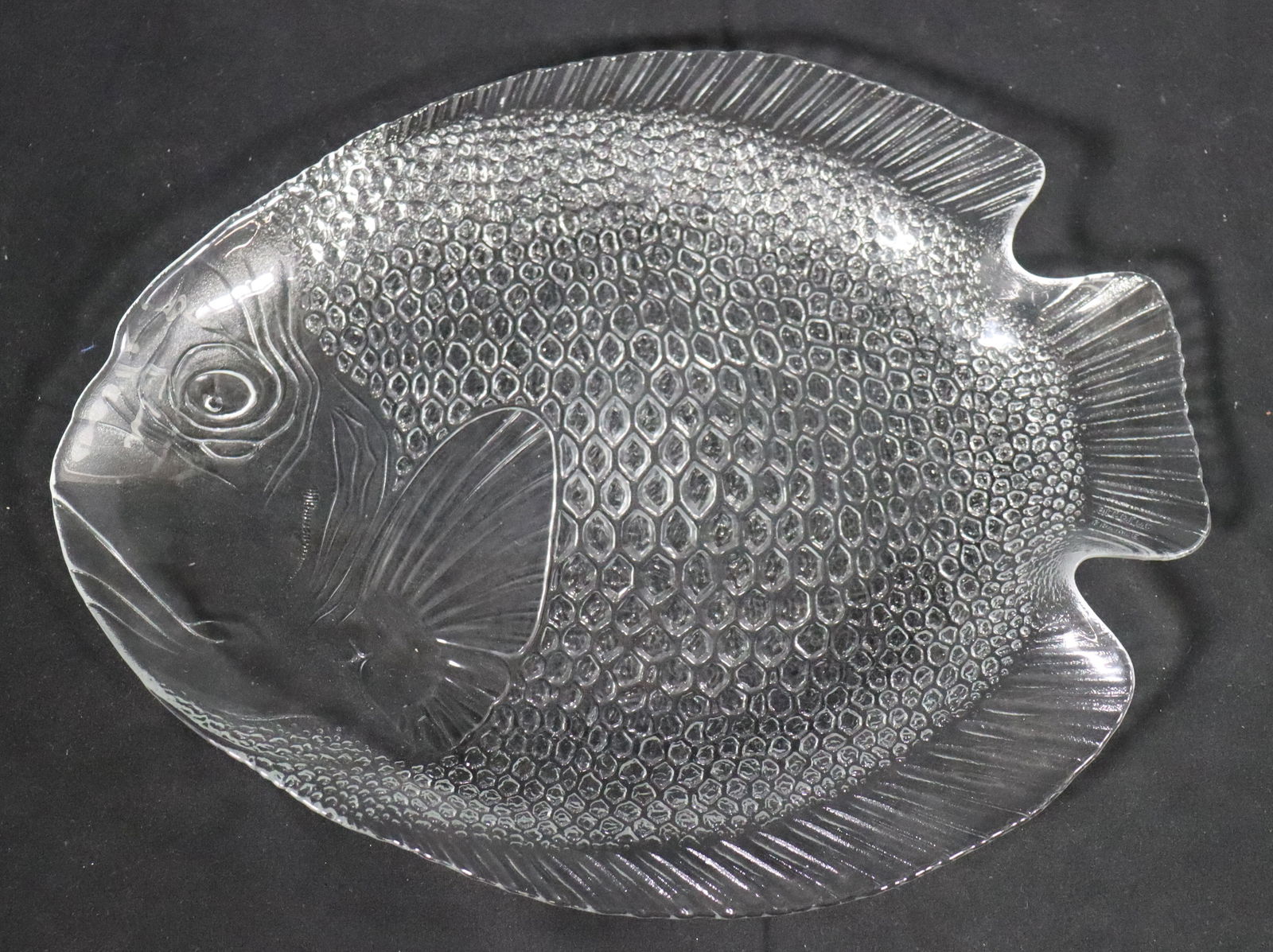 Arcoroc Poisson Clear Glass Fish Shaped Serving Platter made in France (1 of 4)