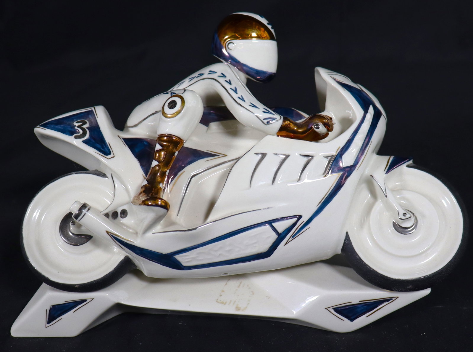 GALOS PORCELAIN MOTORCYCLE RACER FIGURINE FROM SPAIN: GALOS PORCELAIN MOTORCYCLE RACER FIGURINE FROM SPAIN DIMENSIONS: Height: 6.90 inch / 17,5 cm Length: 