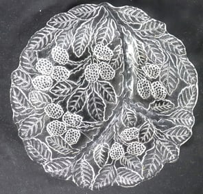 Vintage Clear Glass Loganberry Berries & Leaf Round Plate