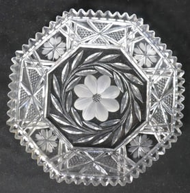 Vintage Octagon Shaped Floral Pattern Brilliant Cut Glass Centerpiece