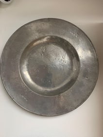 Antique 17th Century magnificent BROAD RIMMED PEWTER CHARGER