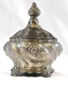 ANTIQUE PEWTER TEA CADDY