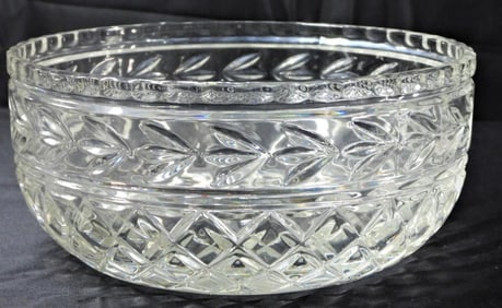 Round Bowl Glandore by WATERFORD CRYSTAL