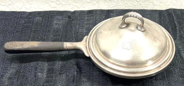 Vintage REED & BARTON Silver Plate Chafing Pan with Lid and Wooden Handle