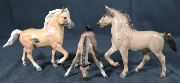 Three Porcelain Horses Figurine
