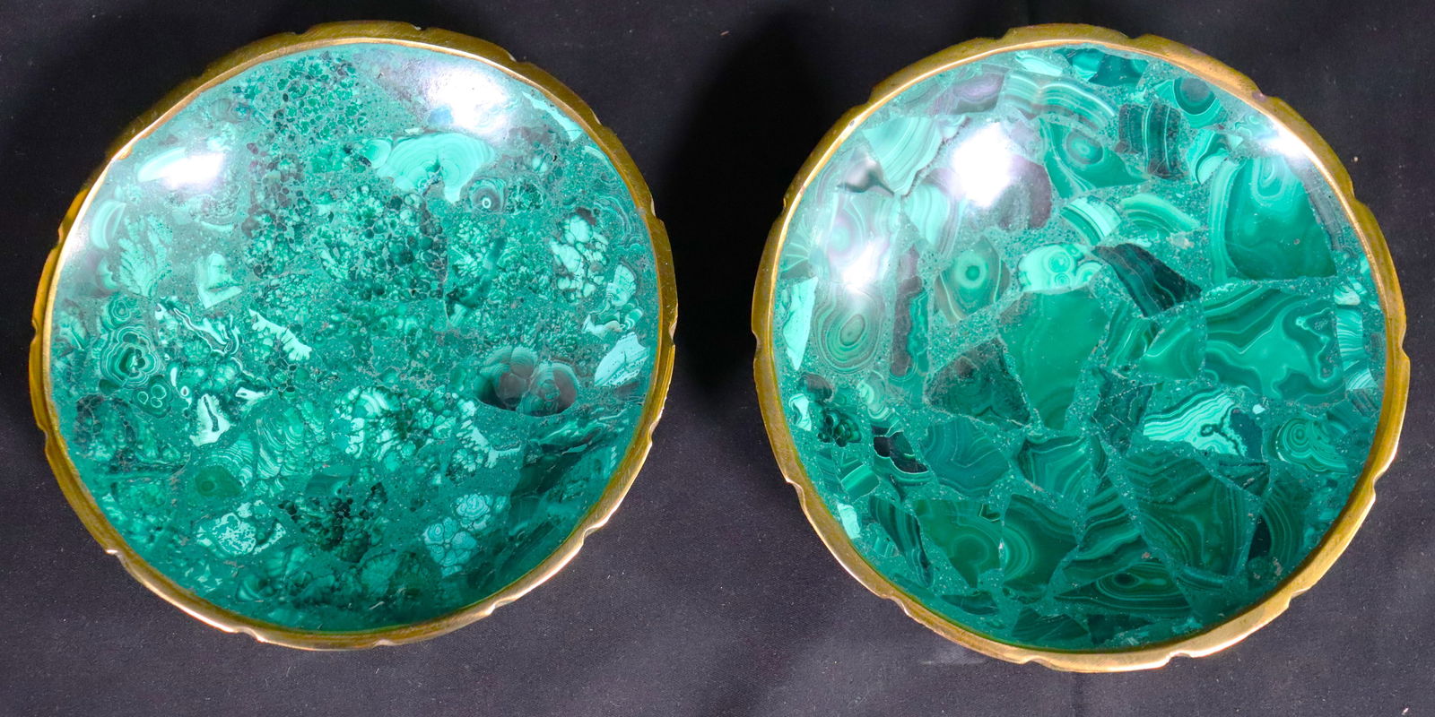 Pair of Malachite plates with brass rim (1 of 9)