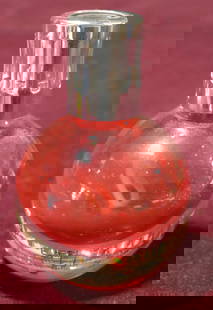 Red Glass Oil Fragrance Burner Lampe Berger Style: &nbsp;Red Glass Oil Fragrance Burner&nbsp;Lampe Berger Style DIMENSIONS: Height 5.50 inch / 14 cm&nbsp; &nbsp; &nbsp; &nbsp; &nbsp; &nbsp; &nbsp; &nbsp; &nbsp; &nbsp; &nbsp; &nbsp; &nbsp;Diameter: 3.5