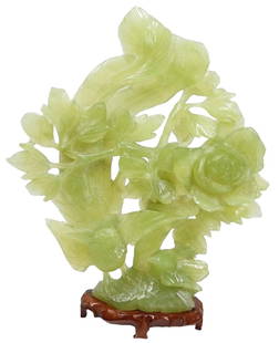 Jade carving 2 birds and a rose with a wood stand: Jade carving 2 birds and a rose with a wood standDIMENSIONS: Height 11-inch Width 10 inch Shipping: Basel Auction House will refer local third-party USA and international shippers. Purchasers pick up