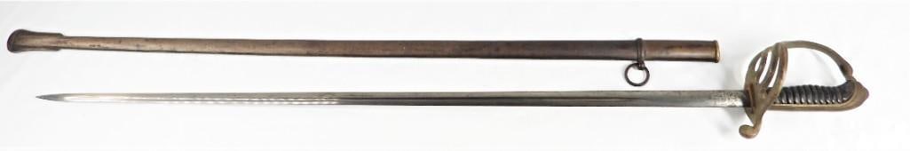 Antique French Infantry Officers Sword: Antique French sword&nbsp;Model 1882&nbsp;Infantry Officers Sword, made by Manufacture Nationale d&#39;armes de Chatellerault and issued in 1916. for an Officier d infeantrie modele 1882, Troisieme Re