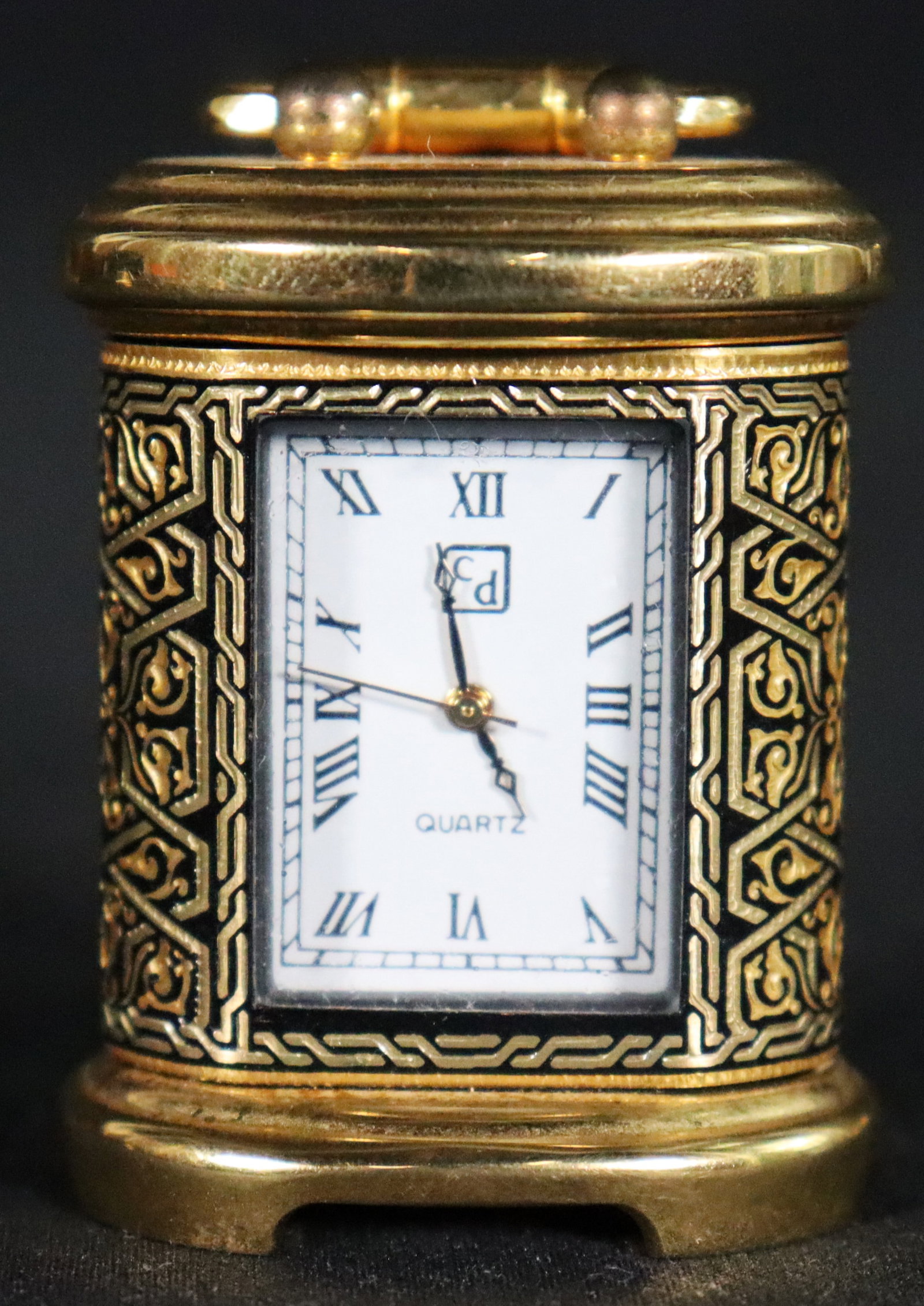 Vintage miniature C D Quartz Clock (1 of 6)