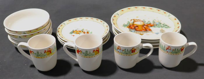 16 Pieces,Gibson Designs Snowman Frolic Dinner Set by artist Debi Hron.made in China