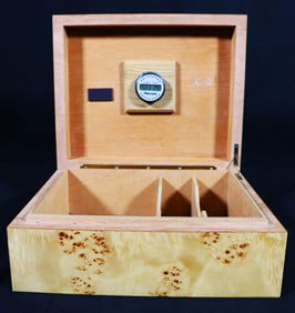 Cigars Wood humidor by Sorrento Intarsio