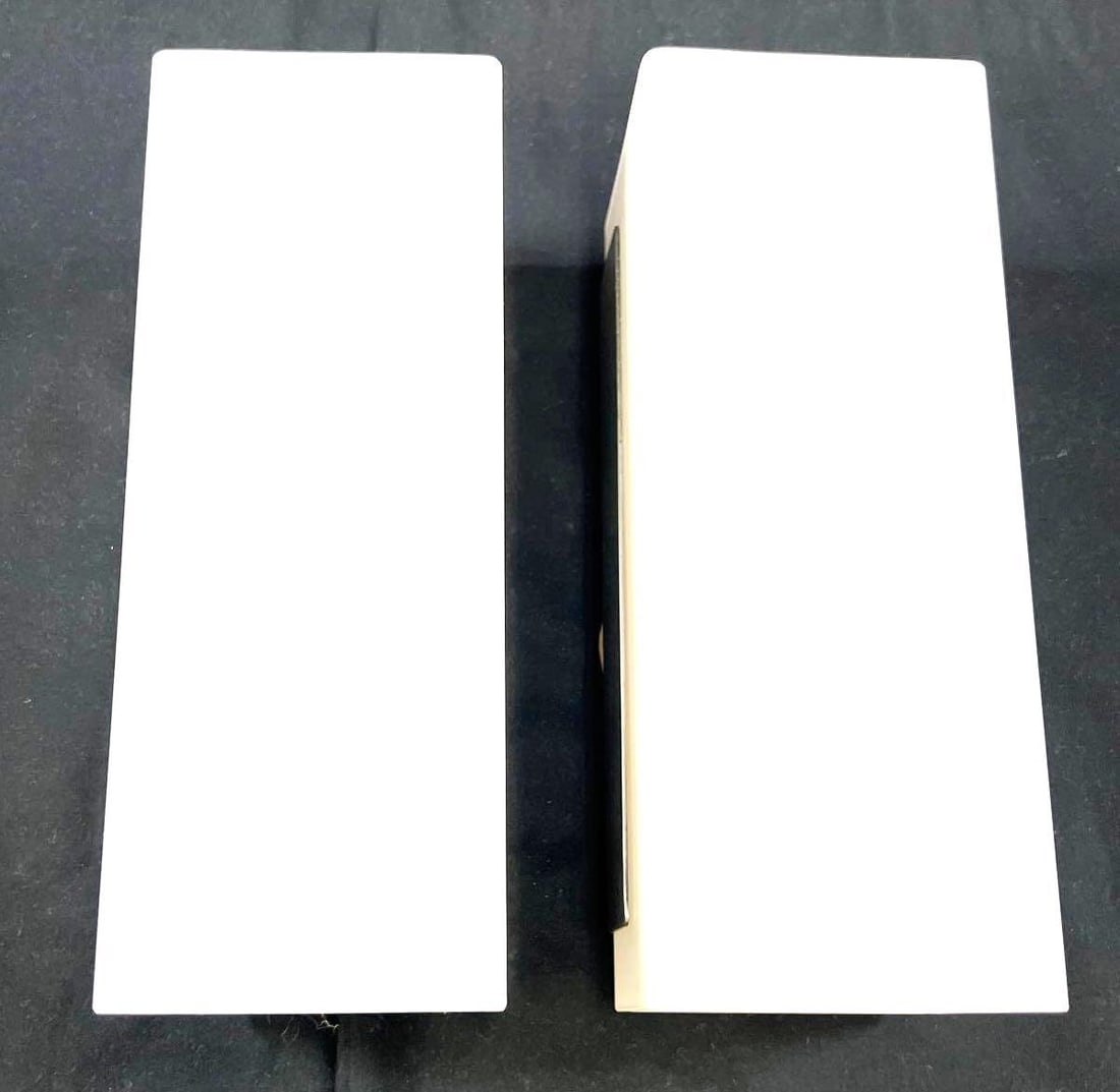 Pair of Art Deco Wall Lamp attributed Jean Perzel from France (1 of 8)