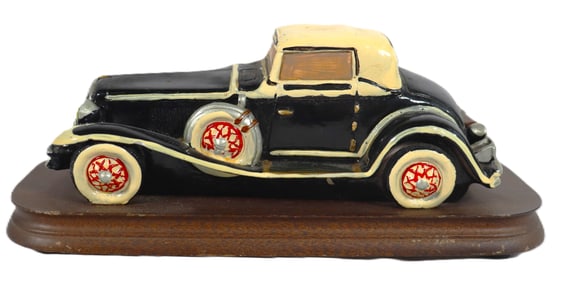 Vintage 1932 Auburn Boattail Speedster ceramic replica.
