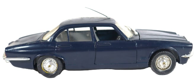 Vintage dark blue JAGUAR XJ42 SALOON Car Model S-31 by Polistil Made in Italy