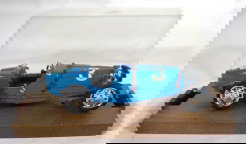 Vintage Brumm 1/43 scale diecast model of a 1933 Bugatti Type 59 race car.