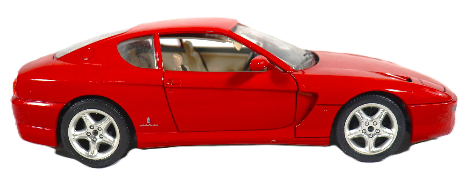 Vintage Bburago model of a red Ferrari 456 GT (1992) 1:18 scale made in Italy (1 of 9)