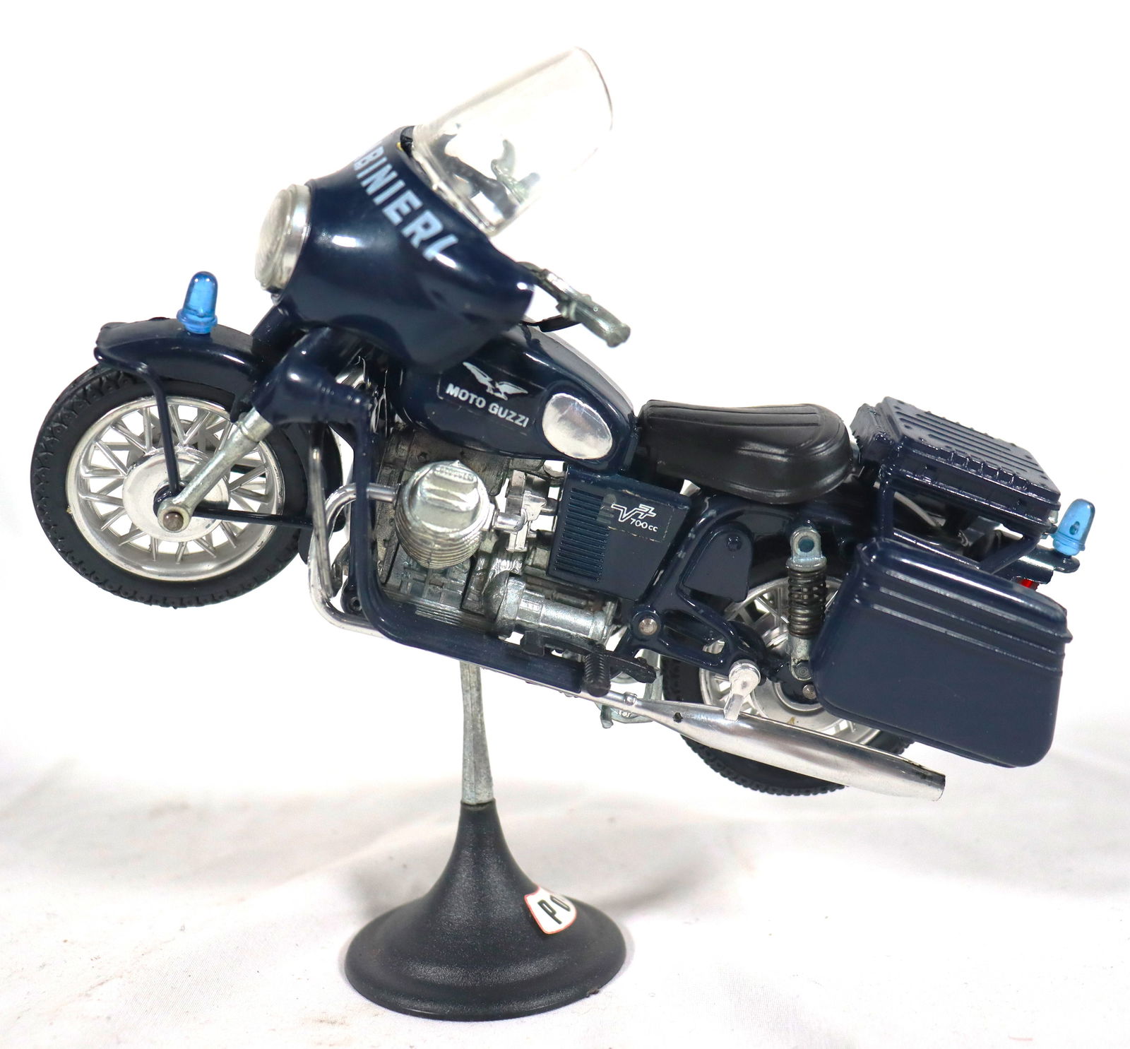 Vintage Polistil die-cast model of a Moto Guzzi V7 Carabinieri police motorcycle.: Vintage Polistil die-cast model of a Moto Guzzi V7 Carabinieri police motorcycle. DIMENSIONS with Frame: Height: inch / cm 