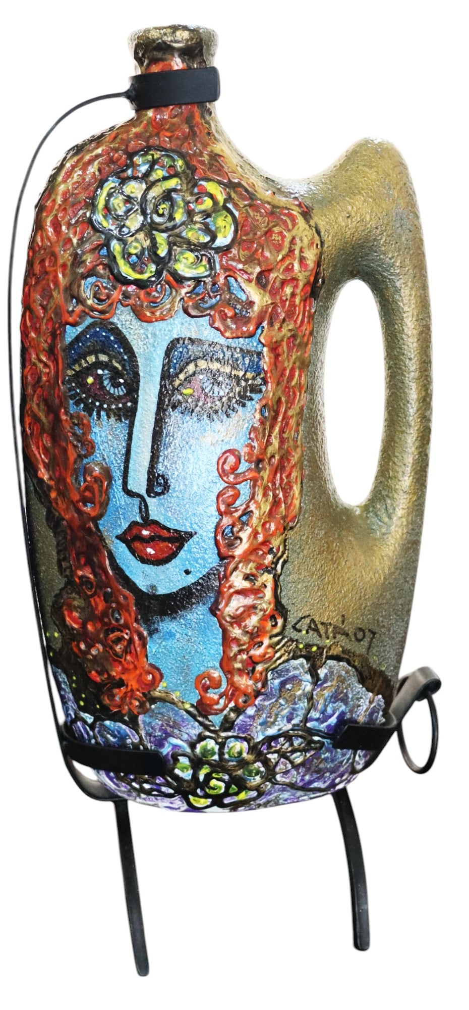 Handmade painted ceramic signed Hector Cata and dated 07 Cuban art: Handmade painted ceramic signed Hector Cata (1947). and dated 07 Cuban art, Hector Cata Cuban Master Painter Cata was born in Havana, Cuba on April 3, 1947. He graduated from San Alejandro S