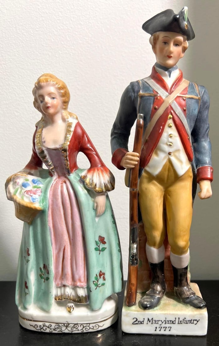 Two Hand painted Porcelain Figurines Man and Women from Japan (1 of 6)