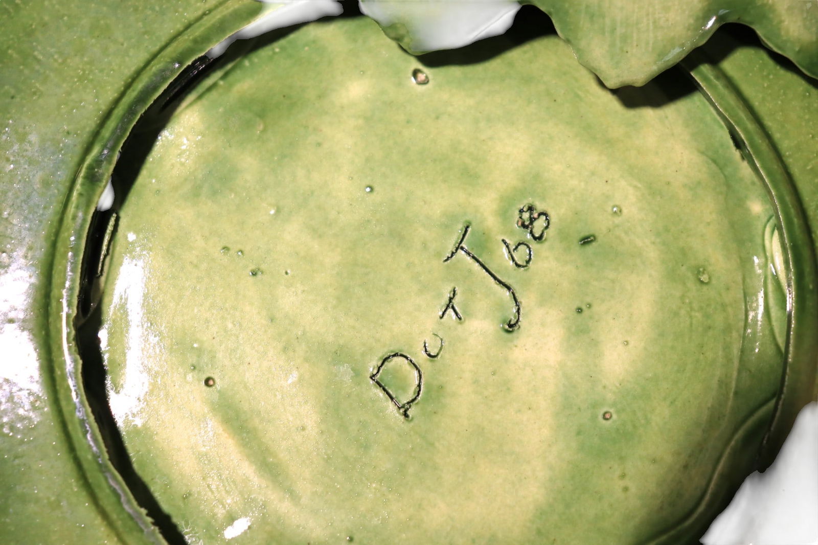 16 x Pineapple leaf plates - 9