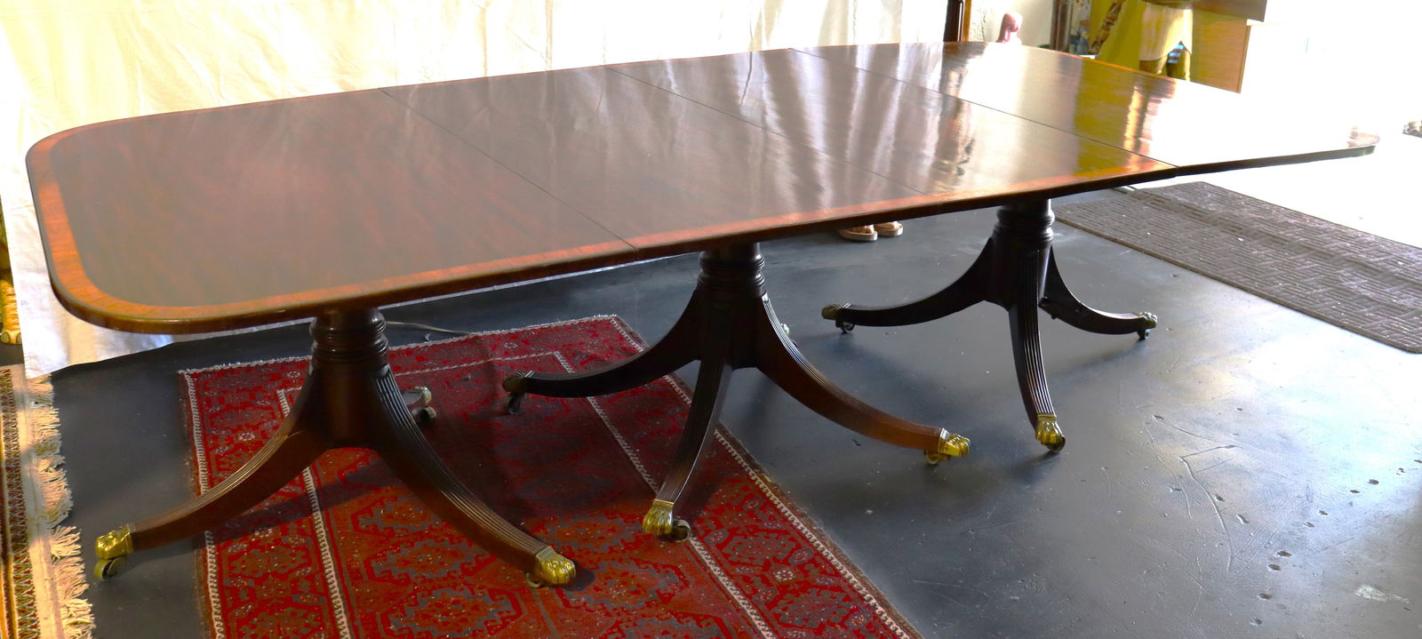 Three Pedestals English Dining Table - 11