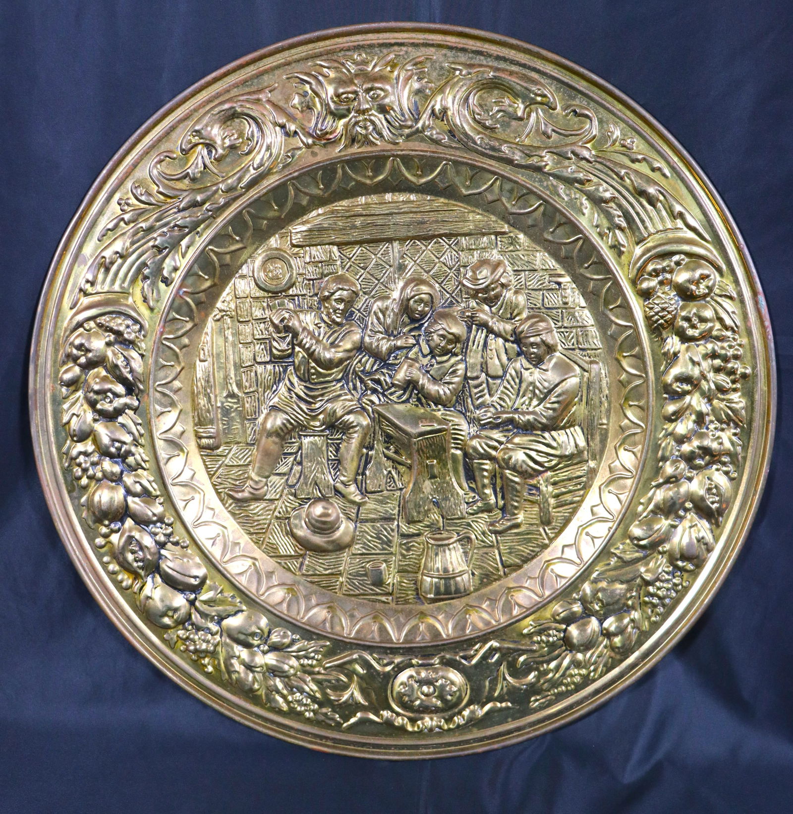 Vintage wall plaque featuring an embossed colonial tavern scene. (1 of 4)