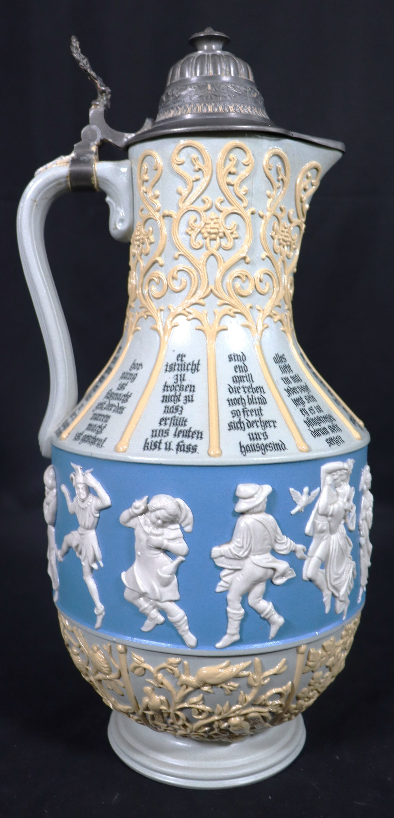 Antique Villeroy & Boch Mettlach Master Stein #171 "Twelve Months" with lid (1 of 9)