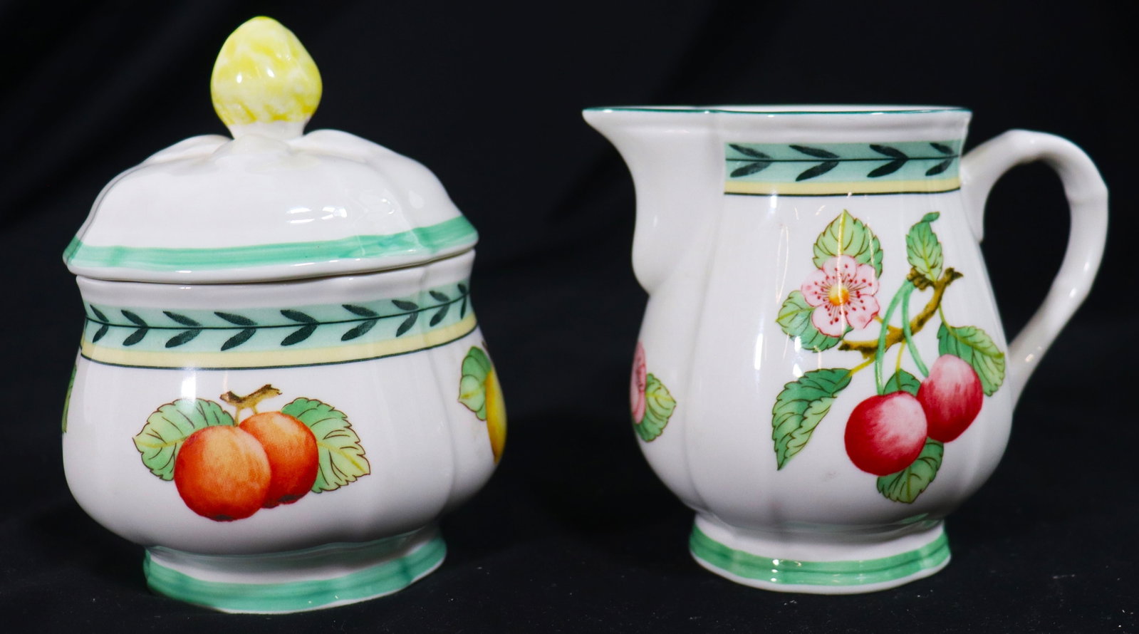 Villeroy&Boch French Garden Fleurence Creamer and Sugar Bowl Vitro-Porcelain Germany: Villeroy&Boch French Garden Fleurence Creamer and Sugar Bowl Vitro-Porcelain Germany DIMENSIONS Creamer: Height 3.50 inch / 9 cm &nbs