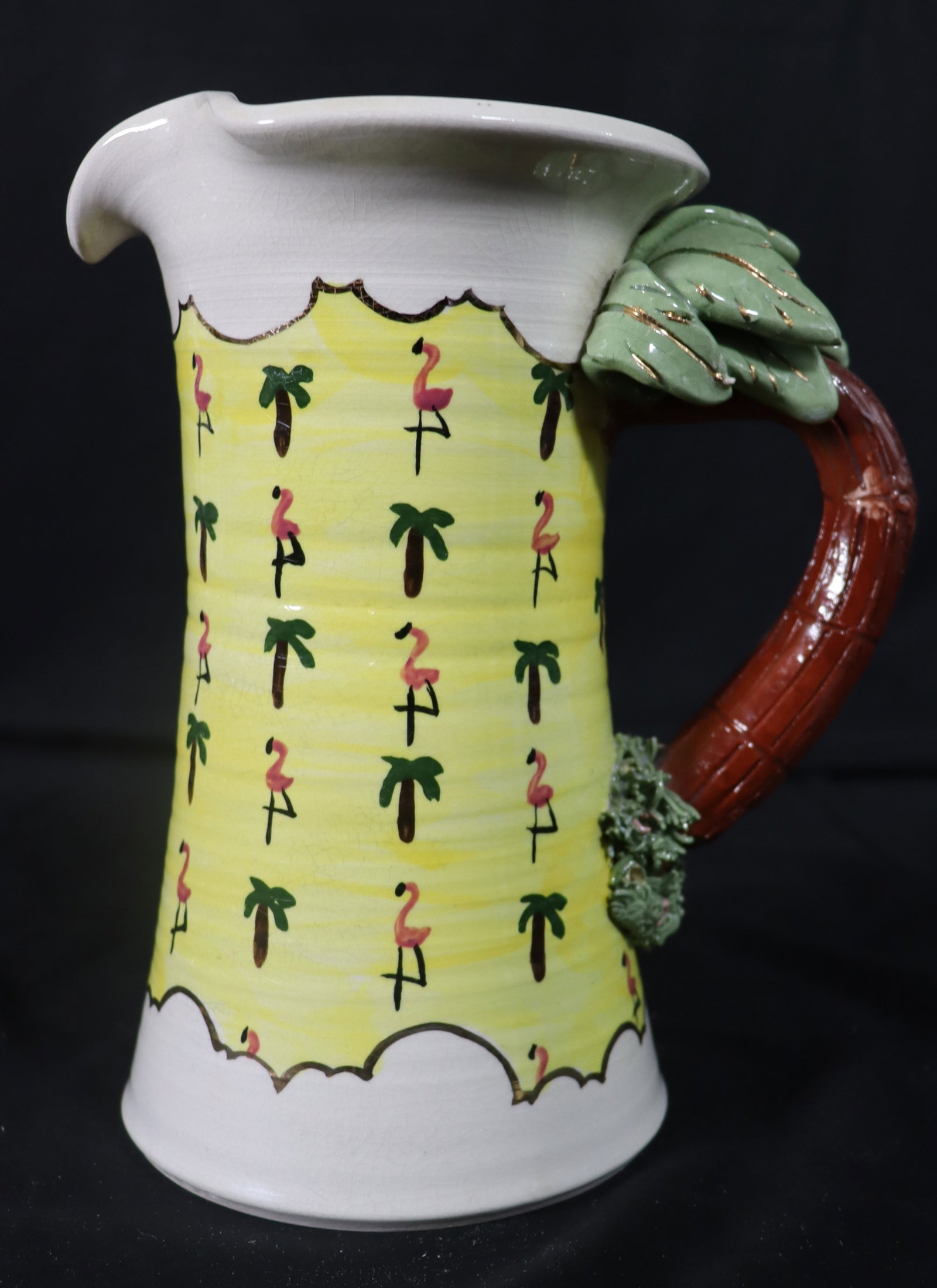 Vintage Palm Tree Jug Pitcher Hand Painted: Vintage Palm Tree Jug Pitcher Hand Painted DIMENSIONS: Height 8.25 inch / 21 cm Diameter Top: 5.10 inch / 13 c