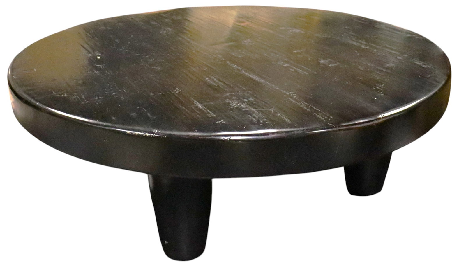 Large Coffee table which features a solid wood top - 4