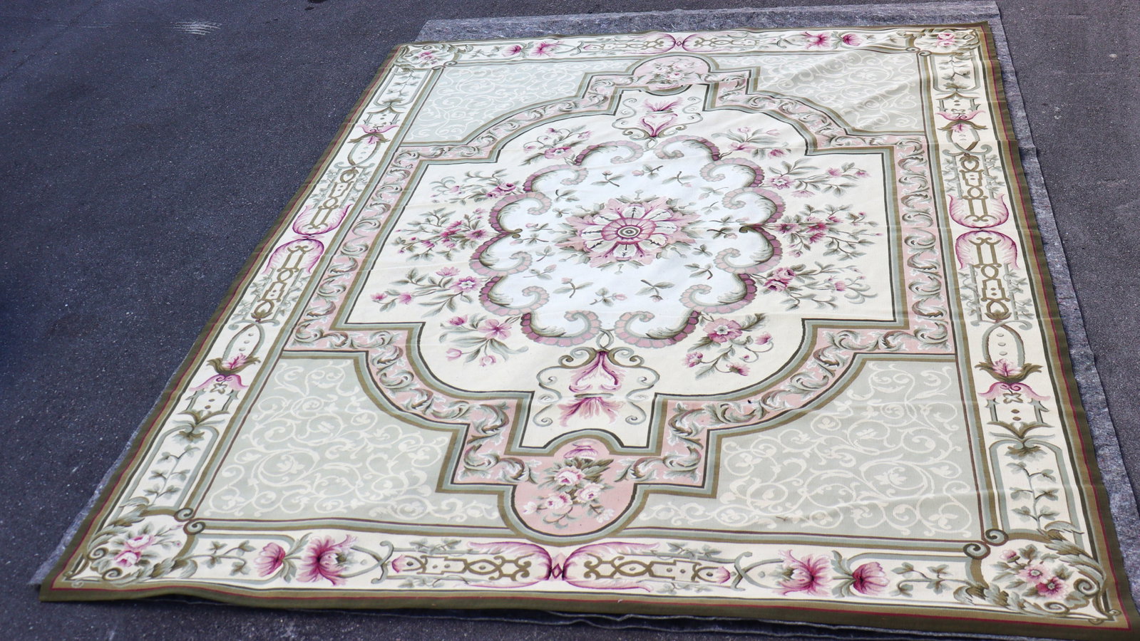 Vintage Aubusson-style needlepoint rug: Vintage Aubusson-style needlepoint rug, known for its flatweave construction and intricate French-inspired floral and foliage patterns type of tapestry-woven rug inspired by traditional