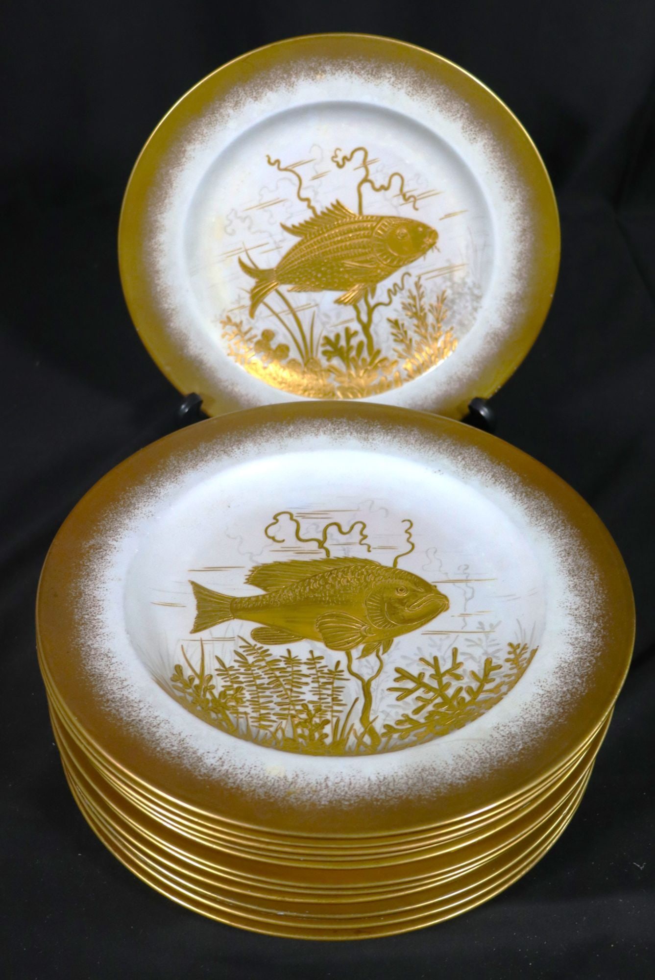 Set of 12 Wedgwood Gold Fish Motif Dinner Plates, (1 of 8)