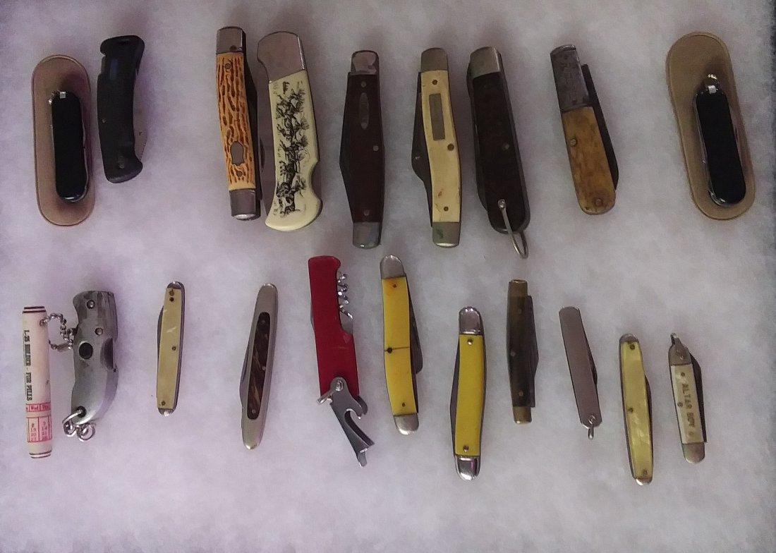 20 vintage pocket knives (1 of 1)