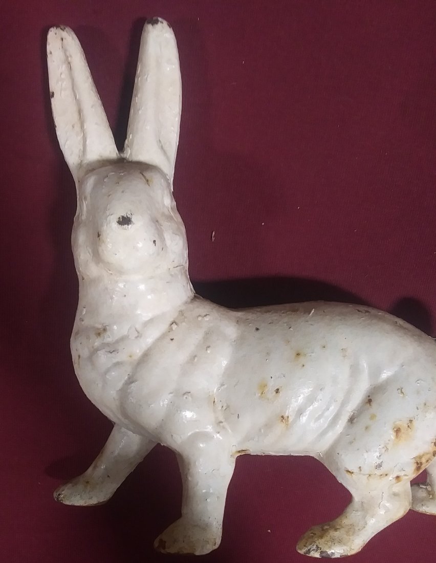 Cast Iron Rabbit doorstop painted: Cast Iron Rabbit doorstop
