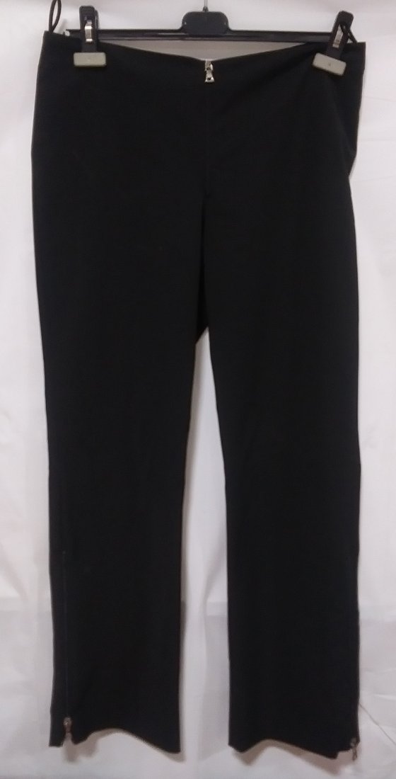 Prada black slacks size 46 New: Prada black slacks size 46 New