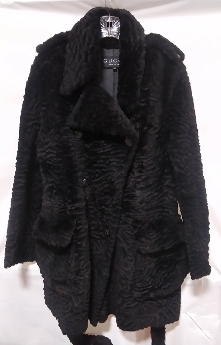 Gucci Sherpa long black jacket size 42: Gucci Sherpa long black jacket size 42