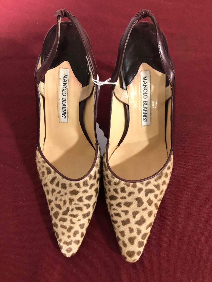 Manolo Blahnik leopard print burgundy faux fur size 36: Manolo Blahnik leopard print burgundy faux fur size 36