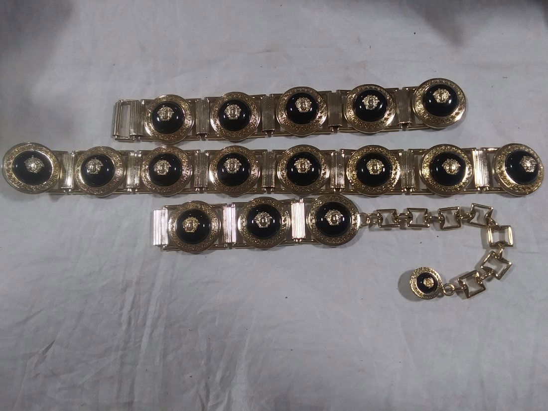 Versace gold tone black BROKEN Belt: Versace gold tone black BROKEN Belt