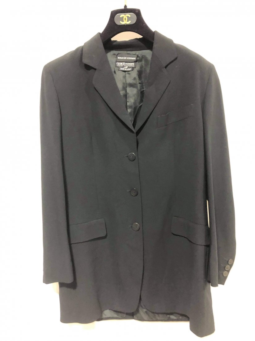 Giorgio Armani black blazer size 42: Giorgio Armani black blazer size 42