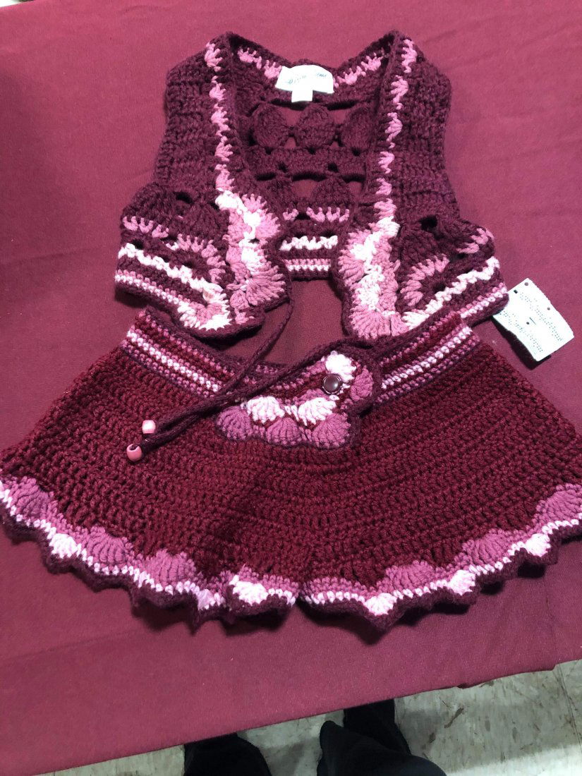 Sak's 5th Avenue Crochet little girl's Outfit: Sak's 5th Avenue Crochet little girl's Outfit