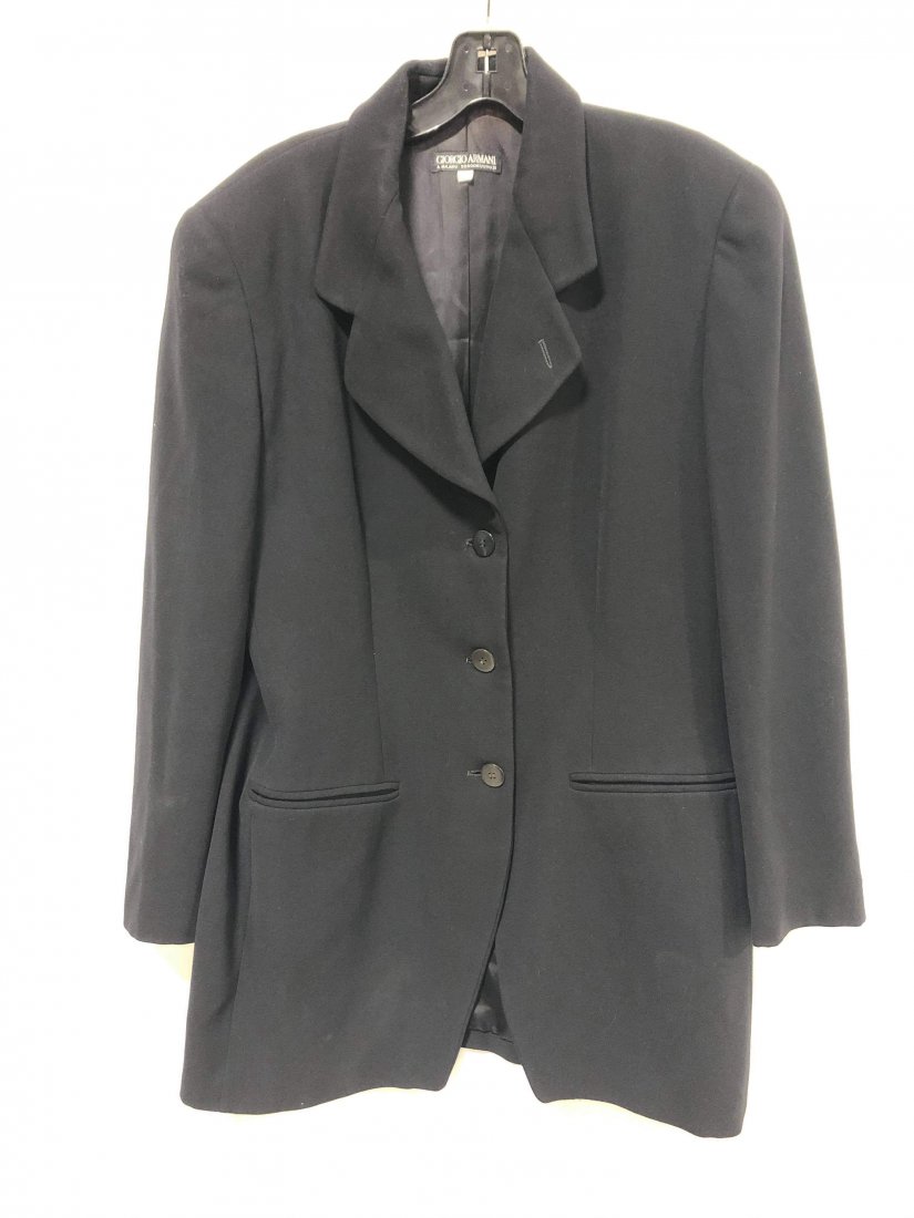 Black Giorgio Armani Blazer size 44: Black Giorgio Armani Blazer size 44