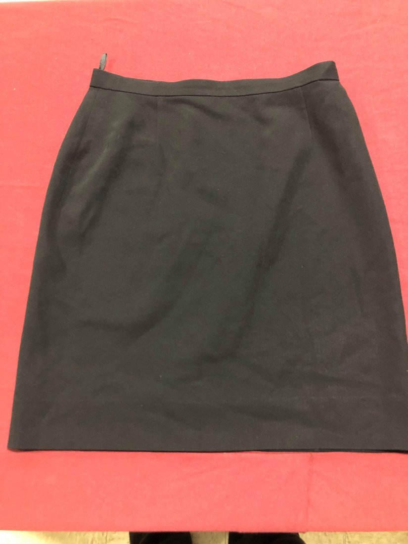 Giorgio Armani black skirt size 42: Giorgio Armani black skirt size 42