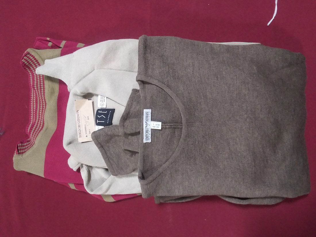 Lot of 3 sweaters Armani, TSE, FCF: Lot of 3 sweaters Armani, TSE, FCF
