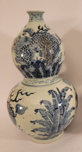 Large Oriental Vase (1 of 5)