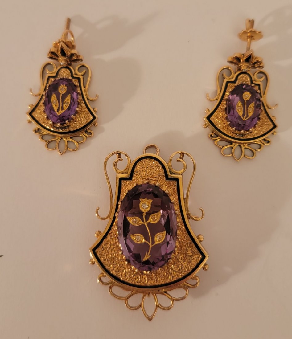 14kt gold brooch / pendant with matching earrings (1 of 3)