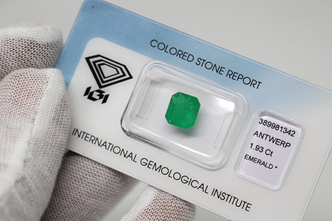 Colombian Emerald - 1.93 ct (1 of 9)