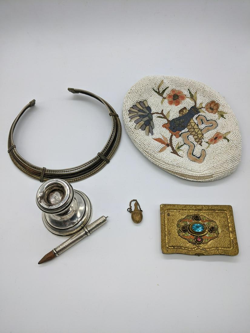 A group of miscellaneous items to include a torque (1 of 1)